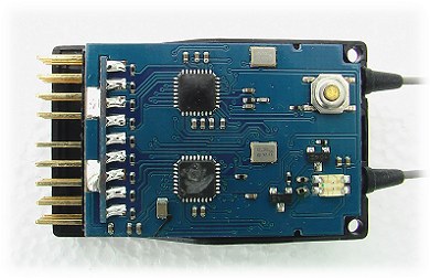 Inside the 9-channel WFly receiver